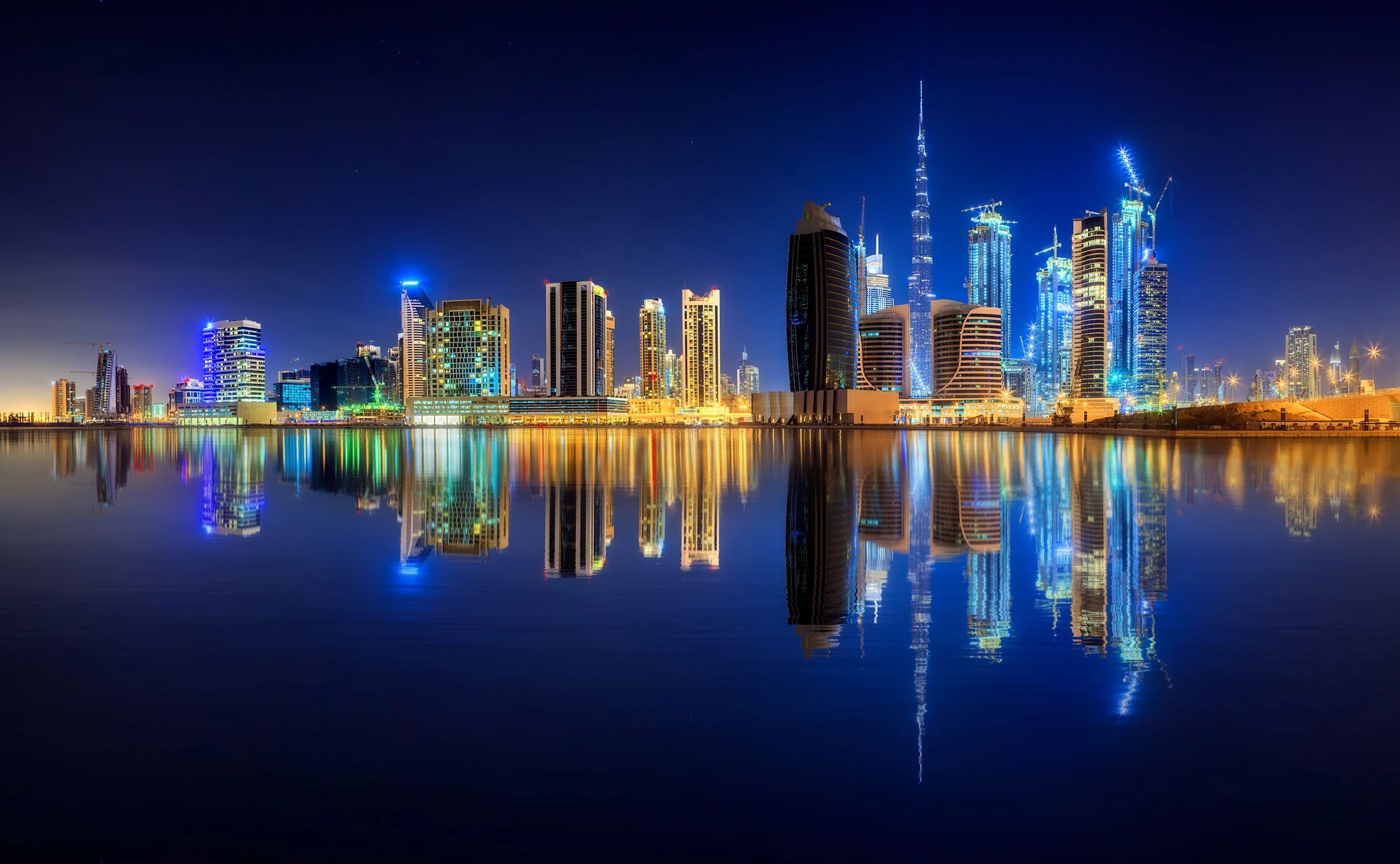 Panoramic view of Dubai Business Bay and Downtown skyline